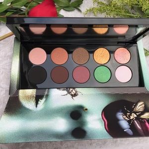 Pat McGrath EYESHADOW palette